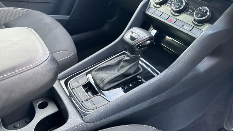 Skoda Karoq 1.5 TSI SE Drive 5dr DSG Petrol Estate